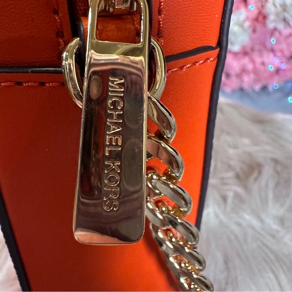 Michael Kors NWT Jet Set East West Polka Dot Crossbody Bag - Picture 9 of 15